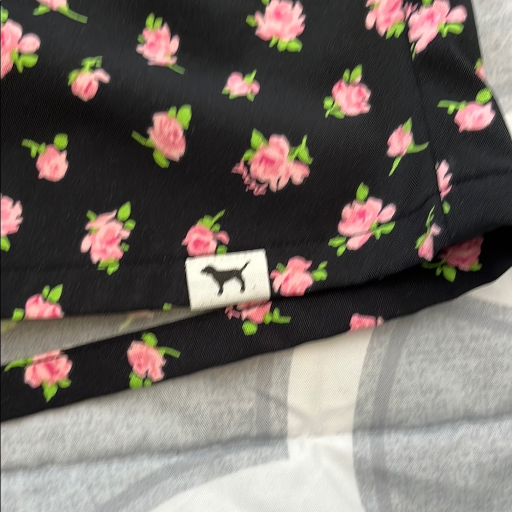 Victoria's Secret Black and Pink Athletic Shorts - Picture 7 of 8